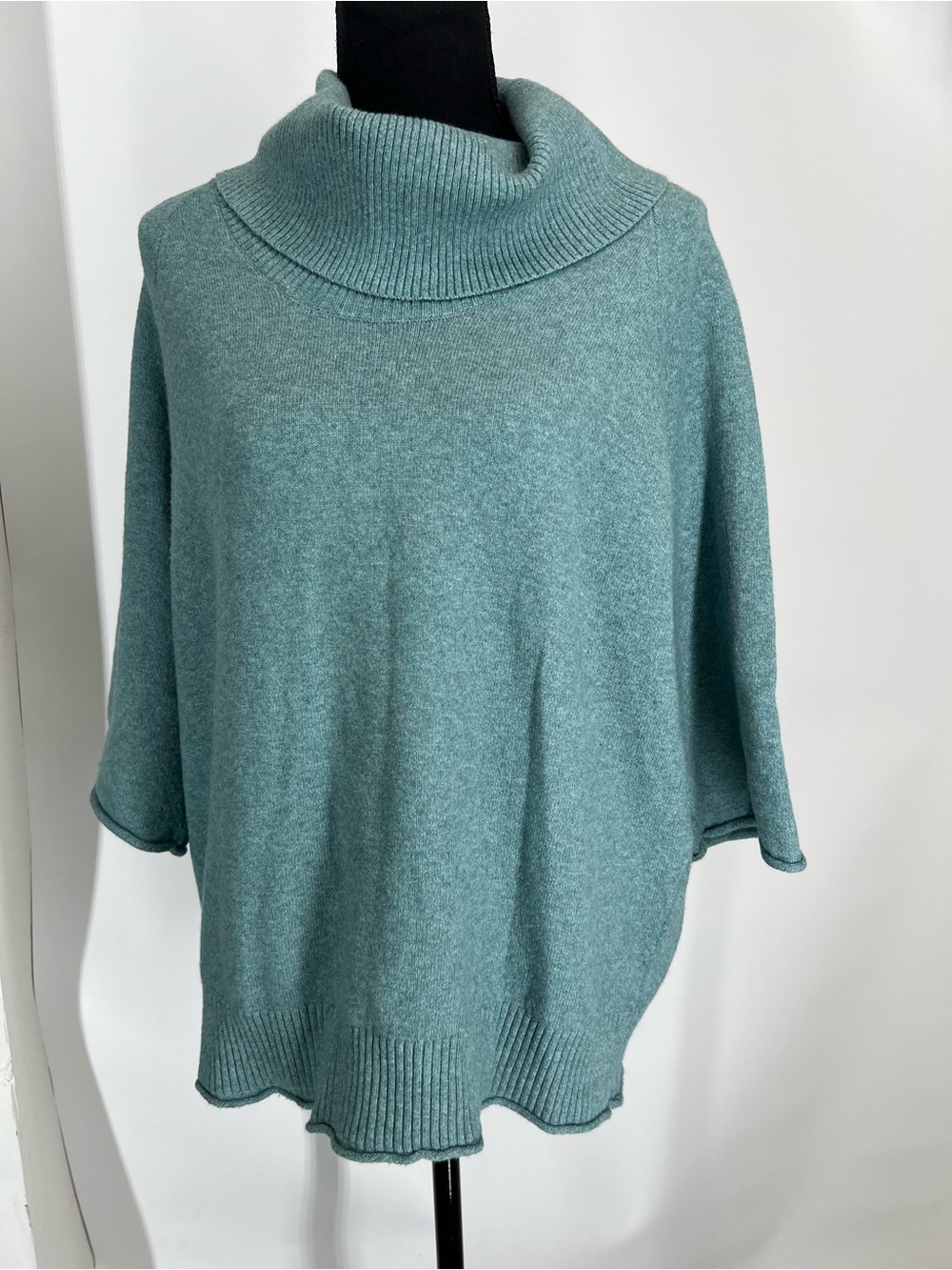 Cozy Turtleneck Poncho Sweater - Seafoam Green